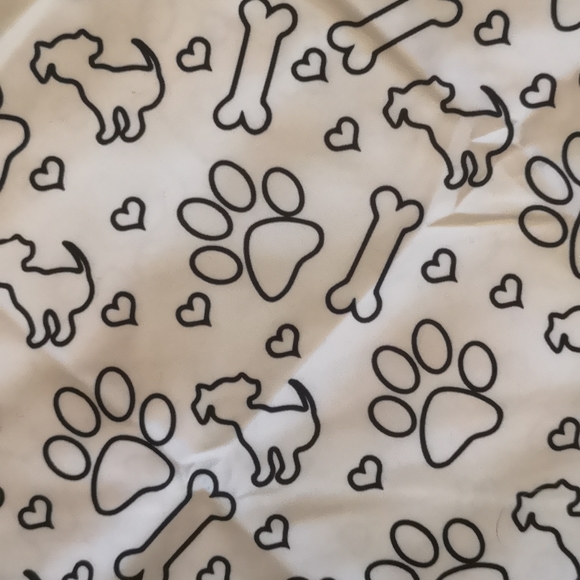 8 dog bandanas - Picture 3 of 9